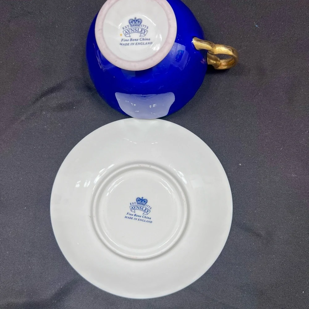 AYNSLEY Cobalt Blue ORCHARD FRUIT England Teacup‎ Cup & Saucer - Vintage
